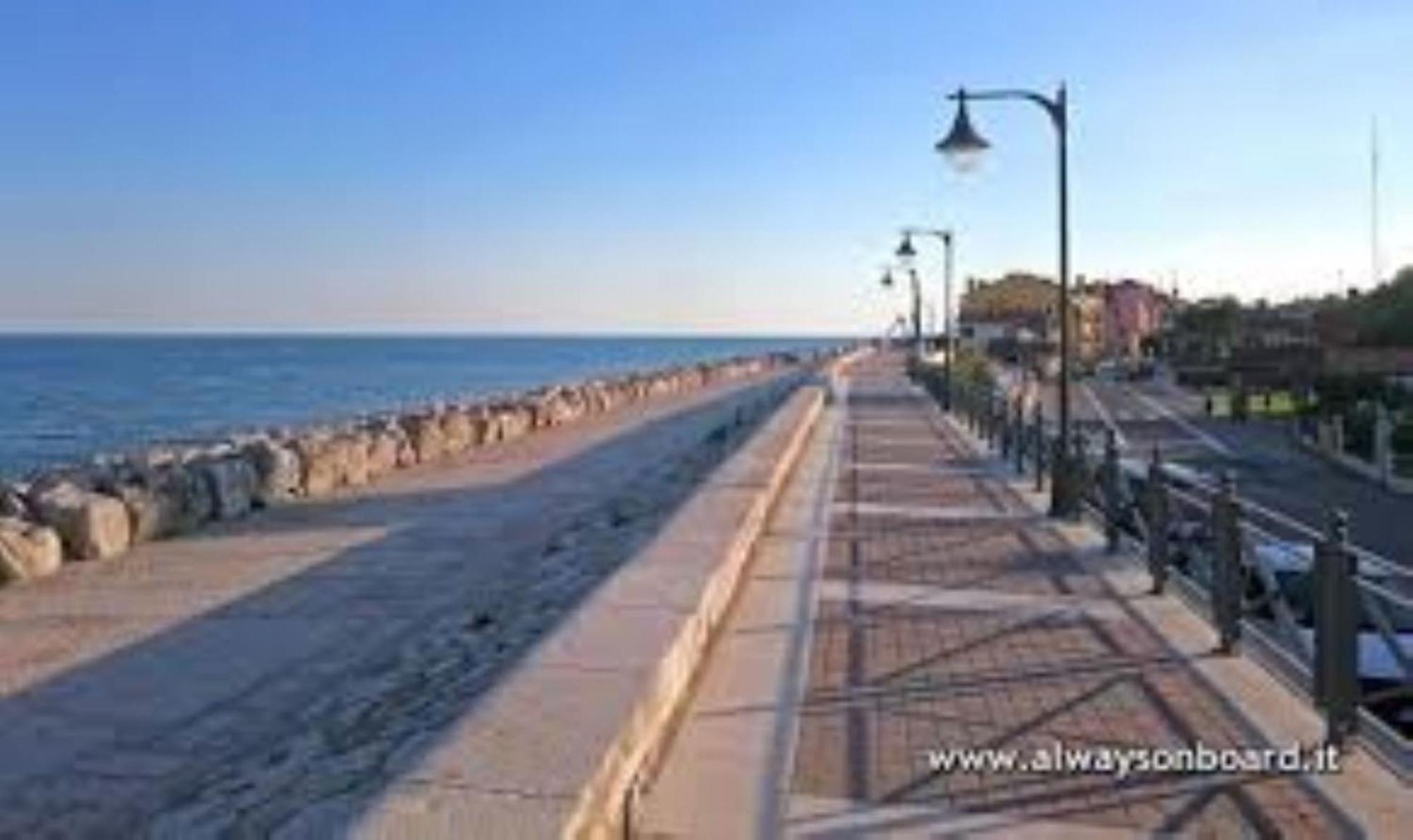 Homely Flat Close To The Beach - Beahost Rentals Caorle Exterior foto